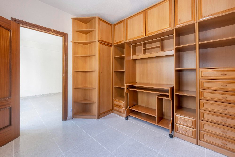 Custom Closet Installation Contractor in Kootenai ID